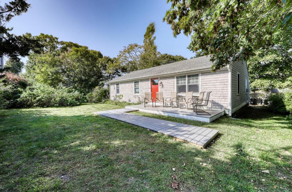 Oak Bluffs House | Winthrop Cottage