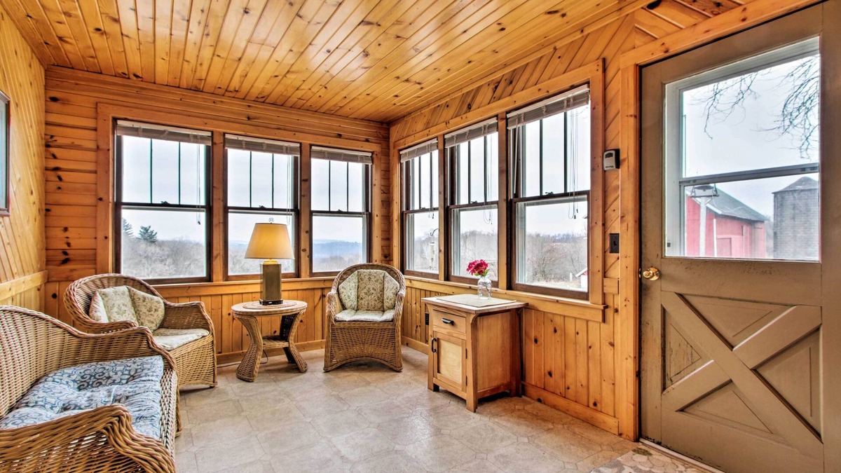Merrimac Cottage | Wisconsin River Valley Farmhouse: Fire Pit & View
