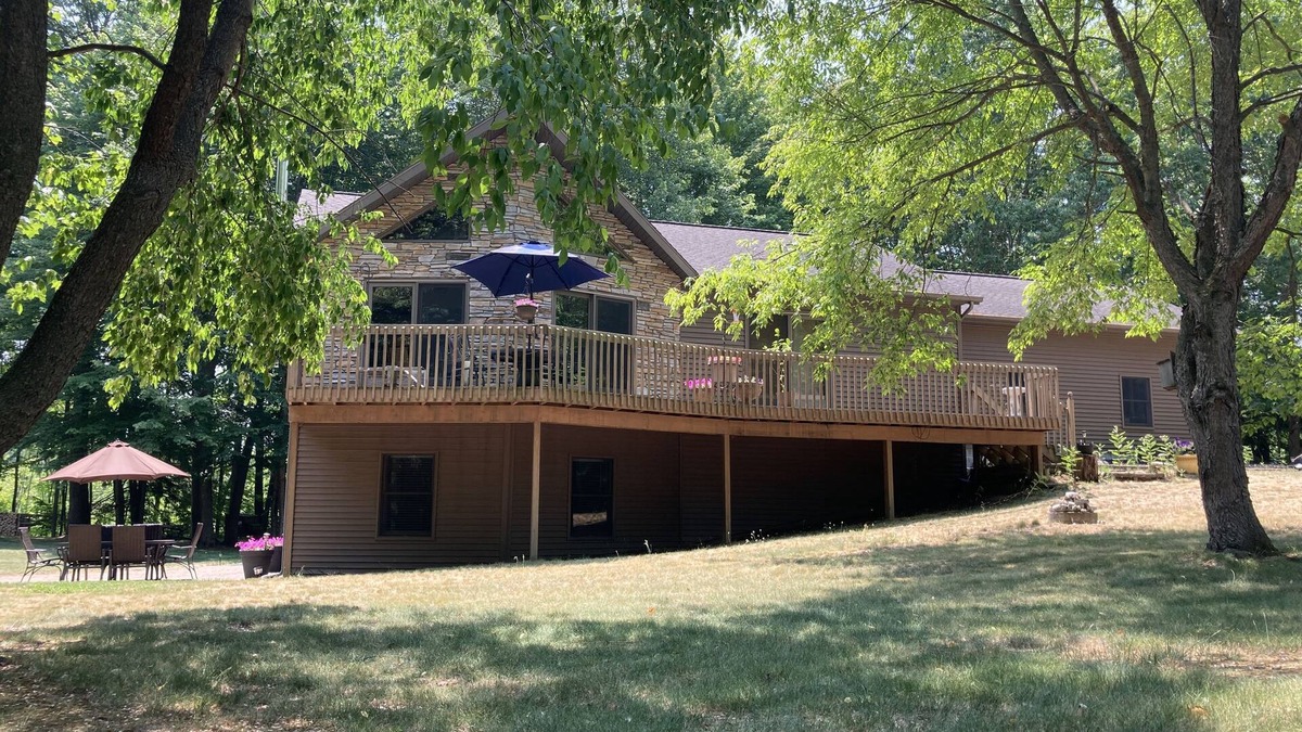 Elwell House | Wise Retreat - Casino, CMU, Football & Nurses