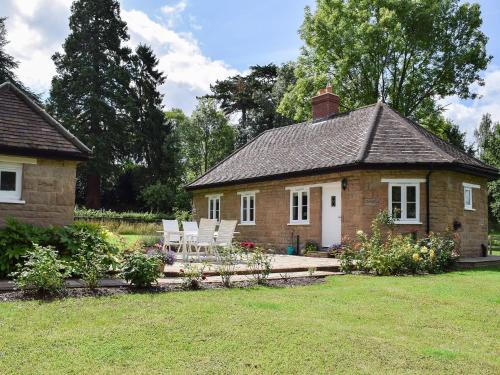 Mathon House | Wishing Well Cottage