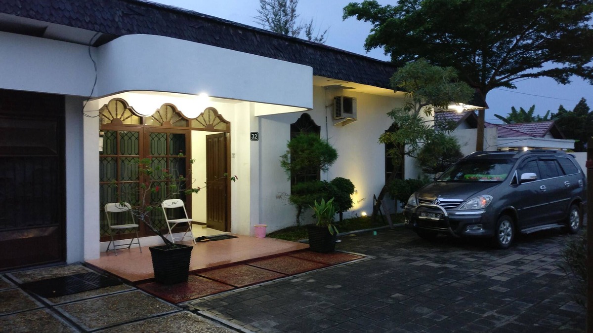 Palangkaraya House | Wisma Liontine