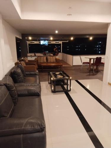 Central Sulawesi House | Wisma sidapore teluk bayur salakan