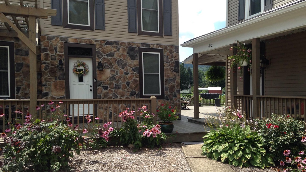Confluence Apartment | Wisteria apartment. First floor totally private apartment.
