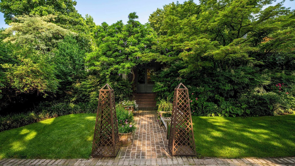 Lonato del Garda Villa | Wisteria Holiday Home