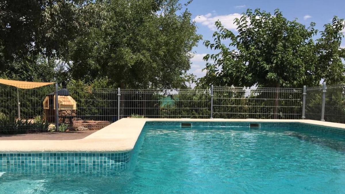 Alhambra Cottage | With swimming pool, barbecue. Among the P.N. Las Lagunas de Ruidera, Tablas de Daimiel.