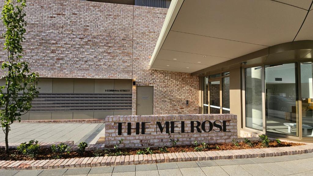 Phillip Apartment | Woden New Modern One-Bedroom Apartment