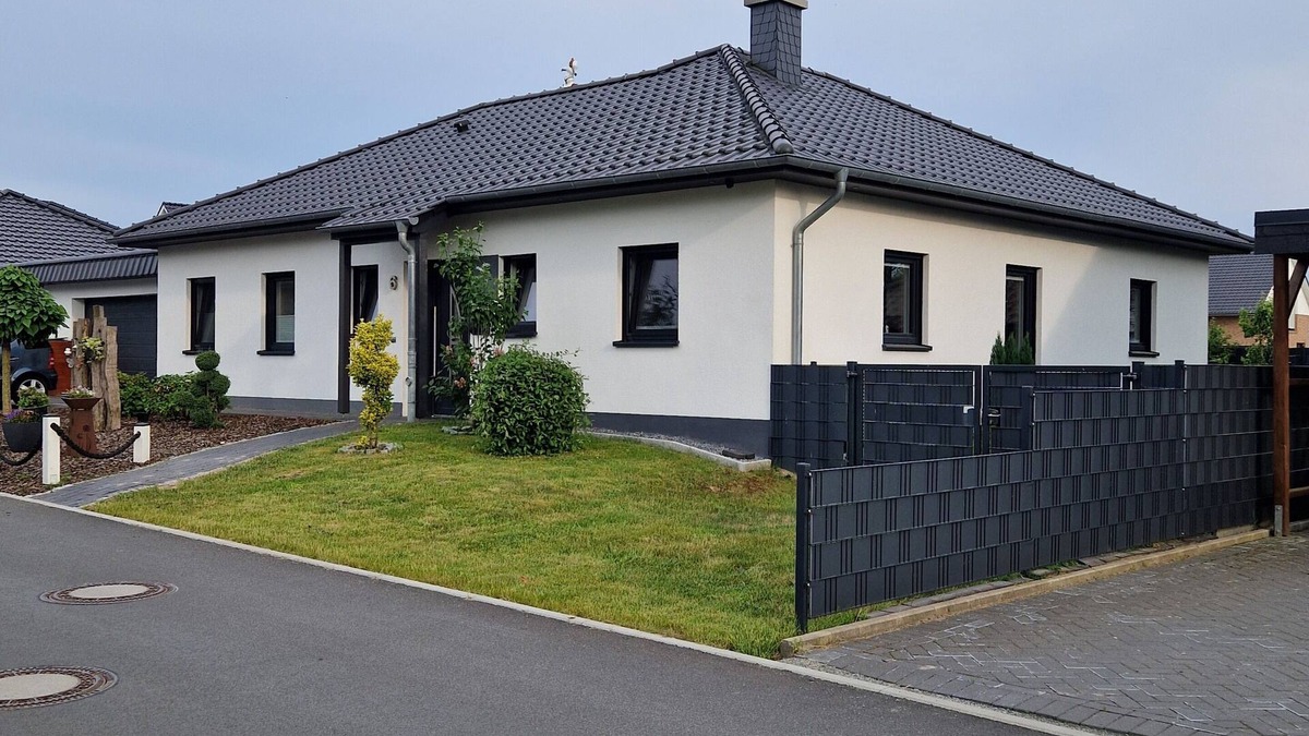 Bad Bederkesa House | Wohlfühlbungalow mit Eingezäunten Garten in Ruhiger Umgebung
