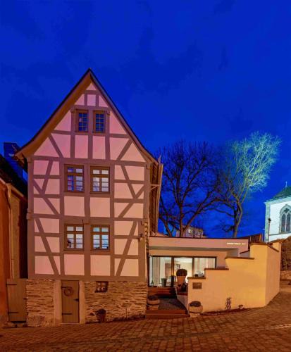 Niederbrechen House | Wohnen im Denkmal