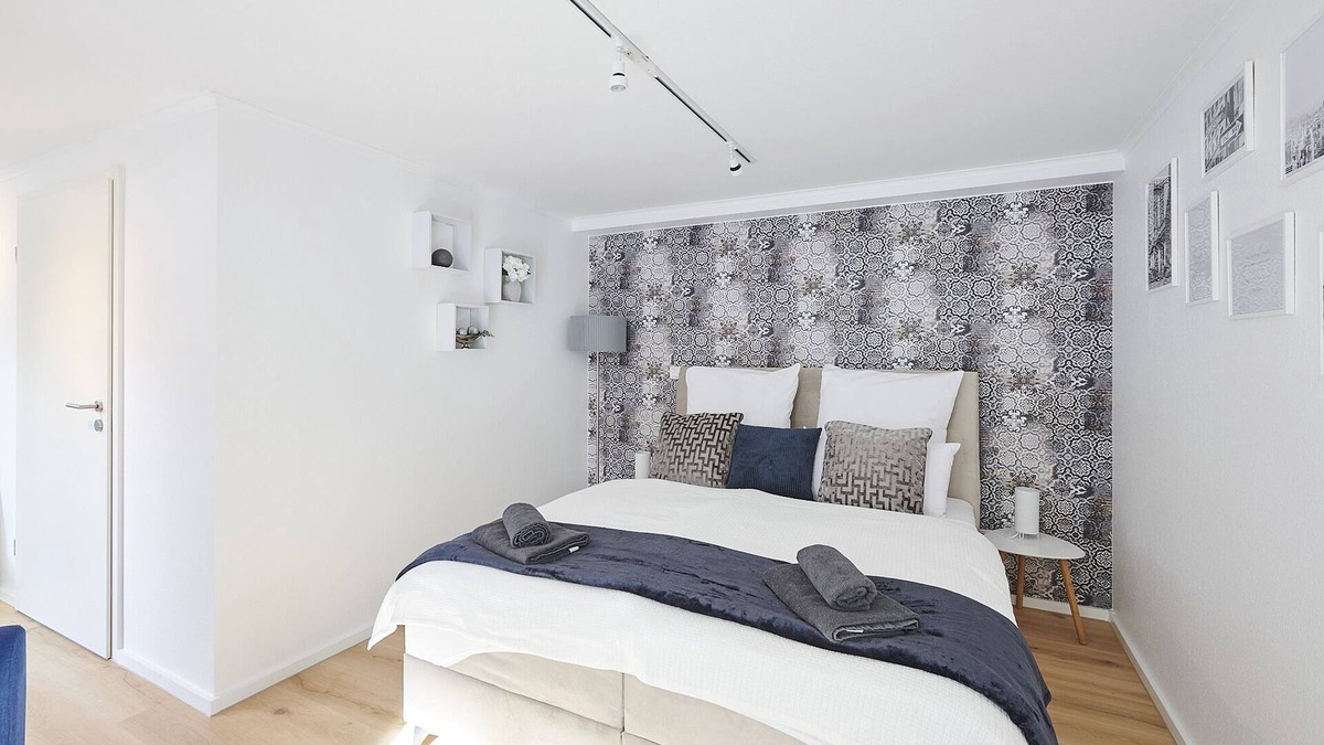 Holtensen Apartment | Wohnträumerei Design Apartment mit Netflix, kostenloses Wlan, Boxspringbett
