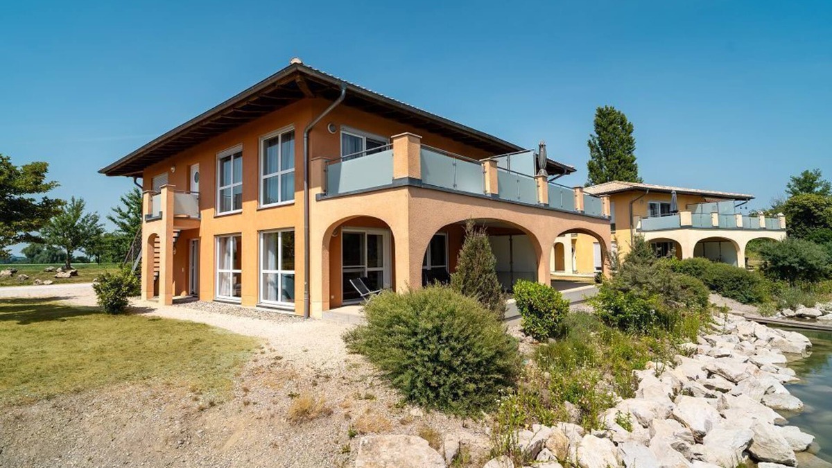 Leipheim Apartment | Wohnung F1 im Erdgeschoss Gemütlich im Mediterranen Stil Eingerichtet