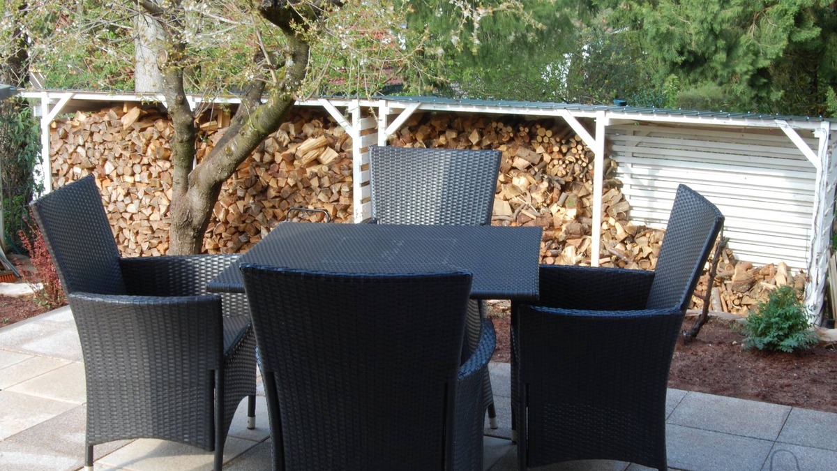 Burgthann Apartment | Wohnung mit Kamin Terrasse und Grill in der Nähe von Nürnberg