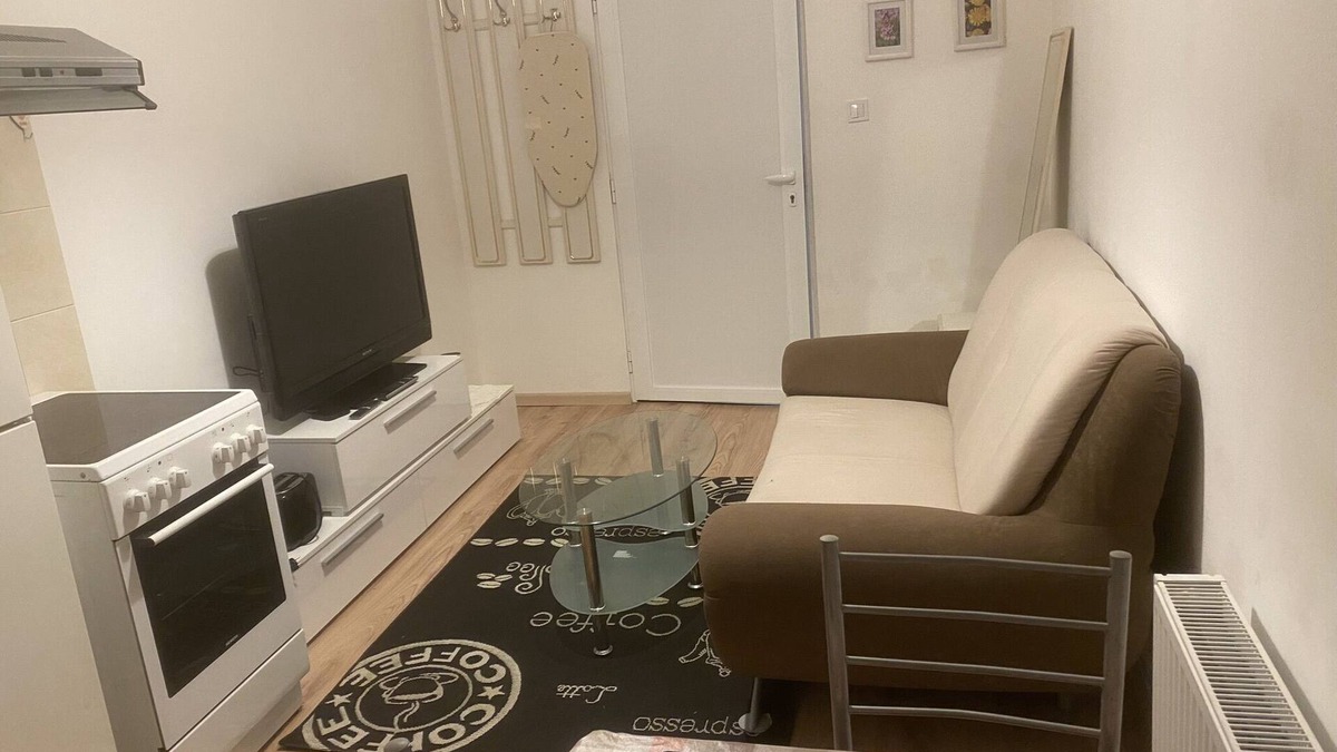 Neu Helfta Apartment | Wohnung NV