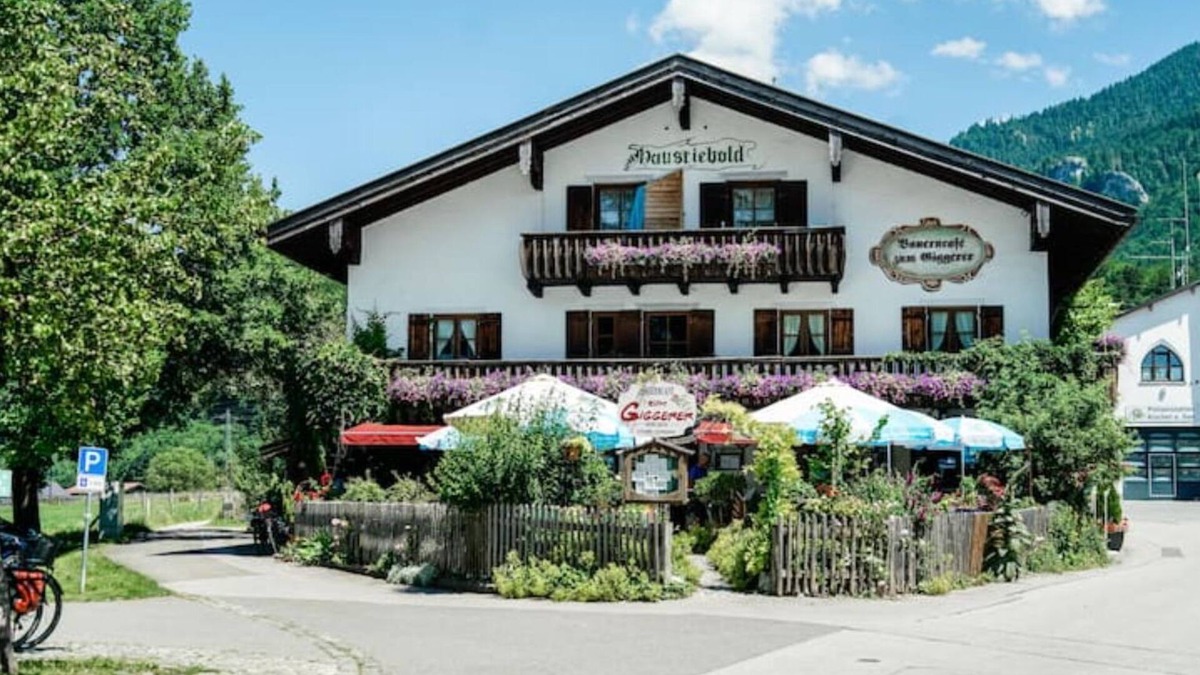 Kochel am See Apartment | Wohnung Wiesenblick im Landhausstil
