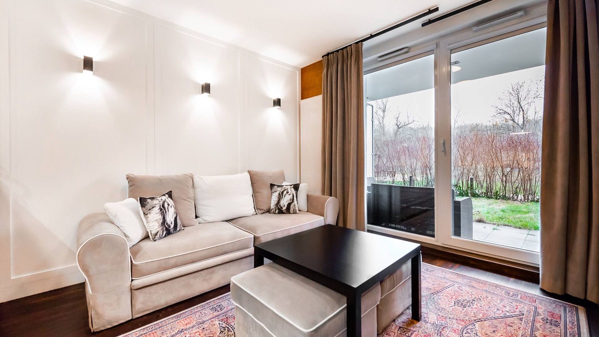 Powazki Apartment | Wola Luxury Wooden Apartment