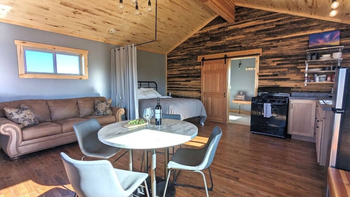 La Sal Cabin | Wolf Springs Ranch, Cabin 7
