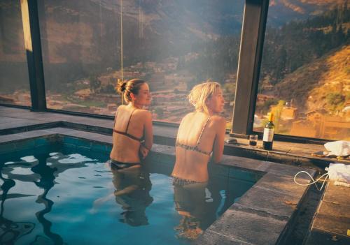 Pisac Hostel | Wolf Totem Steam Punk Guesthouse