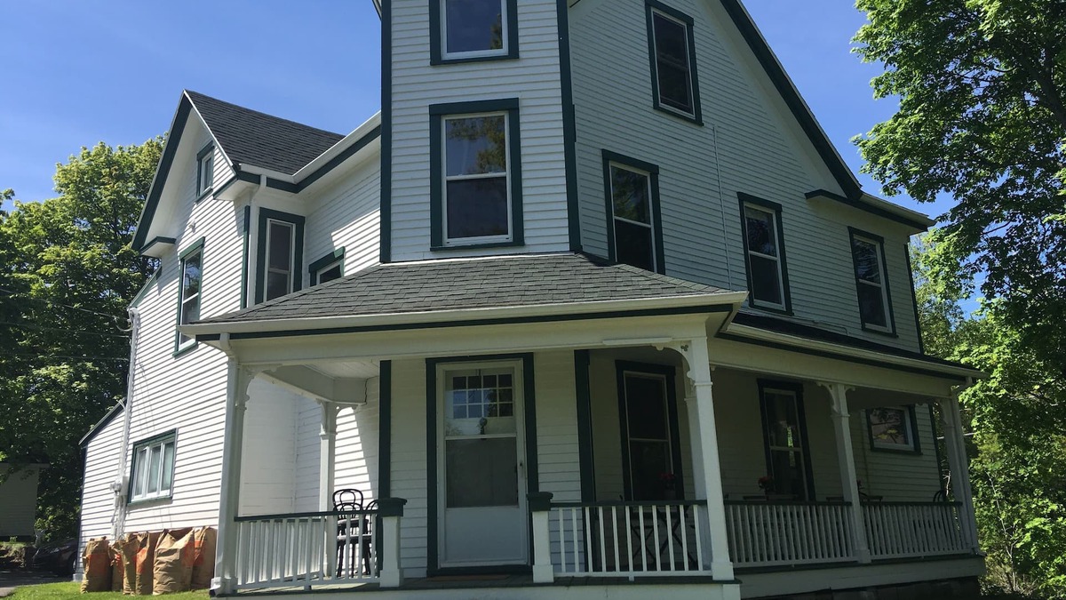 Wolfville House | Wolfville Estate