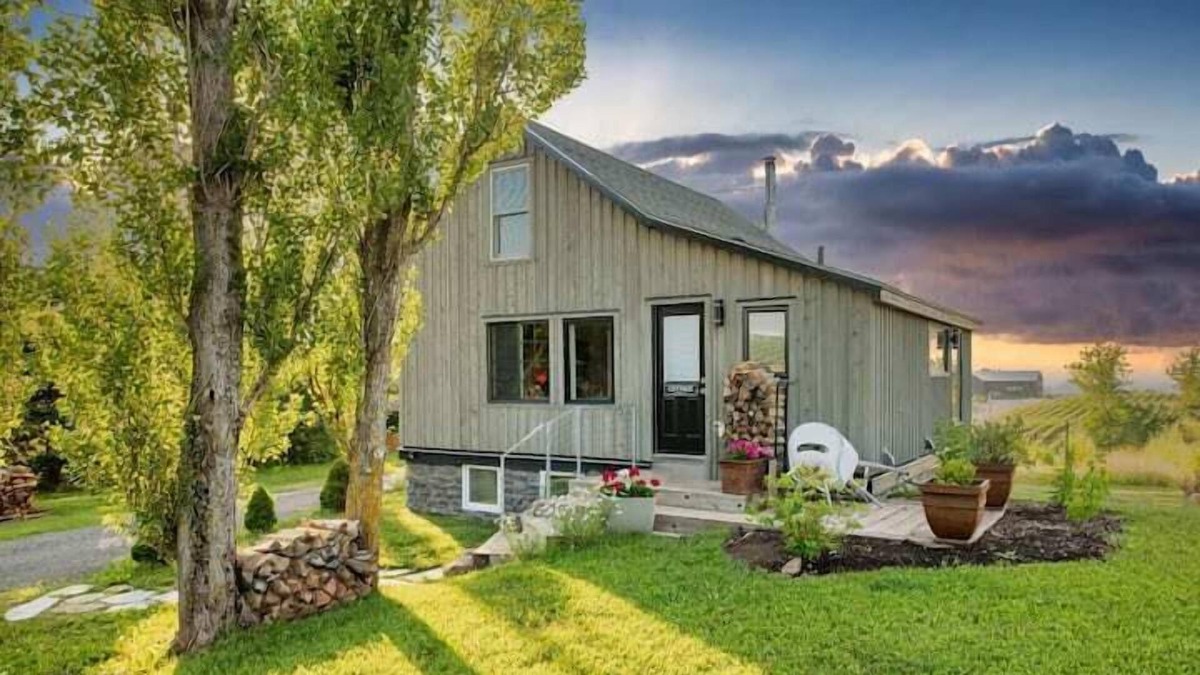 Wolfville House | Wolfville Raven Hill Vineyard Gorgeous Cottage