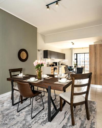 Greater Johannesburg Metropolitan Area Apartment | Woman Era-Penthouse apartment