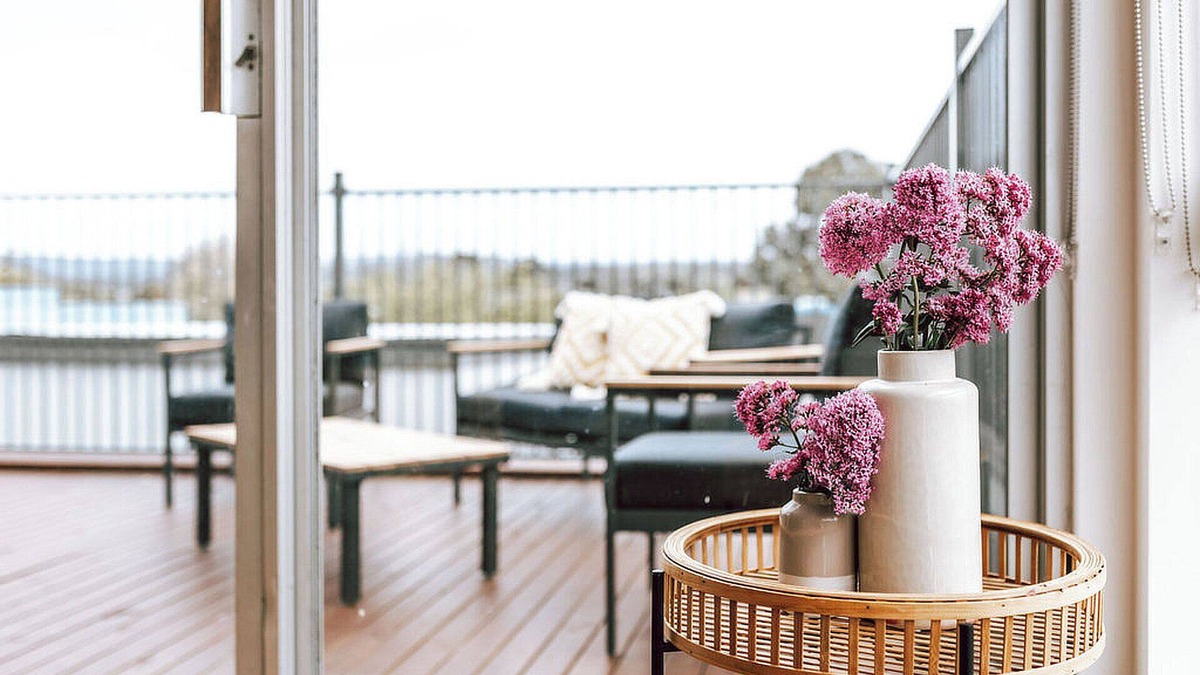 Swansea House | Wombat Hollow - Freycinet Holiday Houses