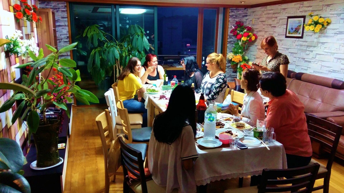 Seo-gu Apartment | Women Era 1 (4 pax women only)