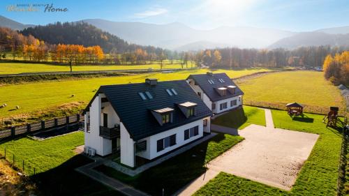 Sciegny Apartment | Wonder Home - Domek Sielsko Czarodziejsko blisko Karpacza, z widokiem na góry i tarasem
