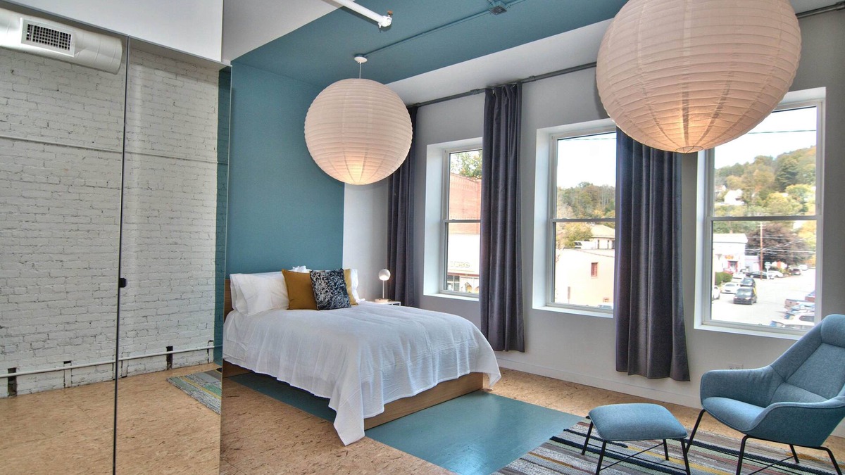Honesdale Apartment | Wonder Honesdale-6 Lofts-19 bed -11 baths–sleeps 36