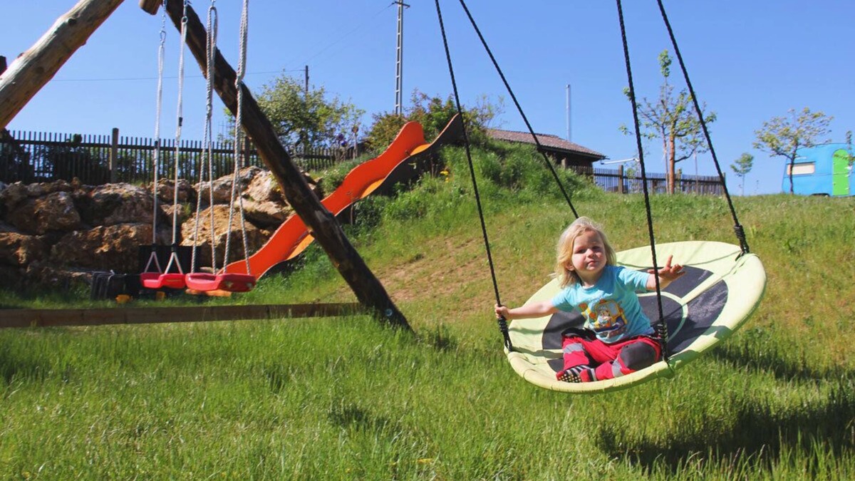 Betzenstein Apartment | Wonder world vacation - rural, modern, familiar.