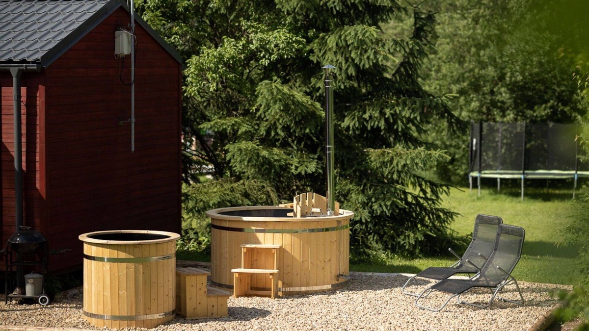 Dolni Branna House | Wonderful private villa for 4 people with hot tub, WIFI, TV, terrace, pets allowed and parking