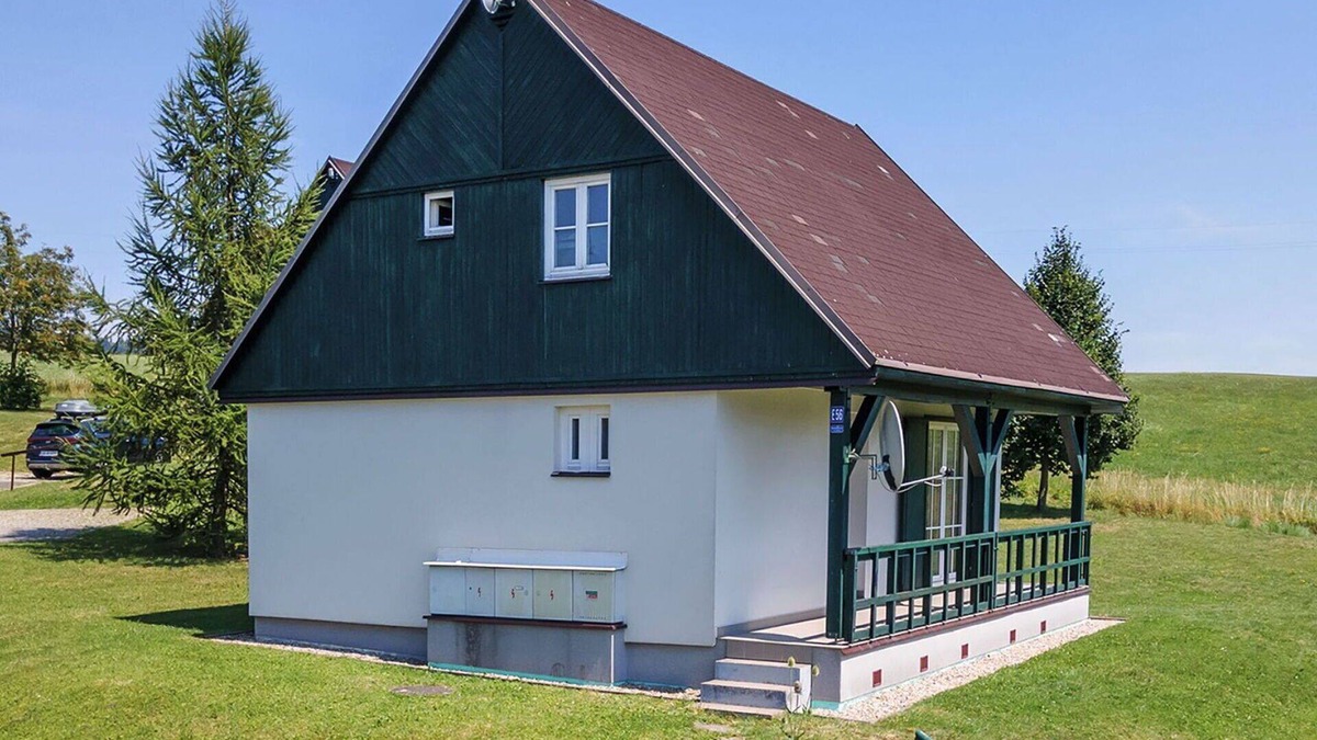 Rudnik House | Wonderful private villa for 8 people with WIFI, pool, TV, terrace, pets allowed and parking