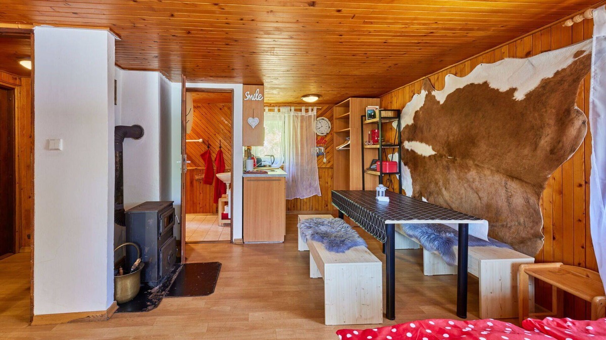 Mlade Buky House | Wonderful private villa for 4 people with pool, WIFI, TV, patio, pets allowed and parking
