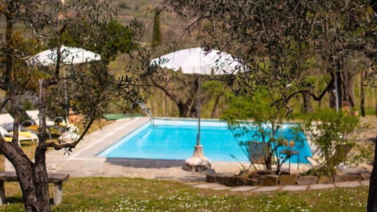 Castiglion Fiorentino Villa | Wonderful private villa with WIFI, A/C, private pool, TV, pets allowed and parking, close to Are.