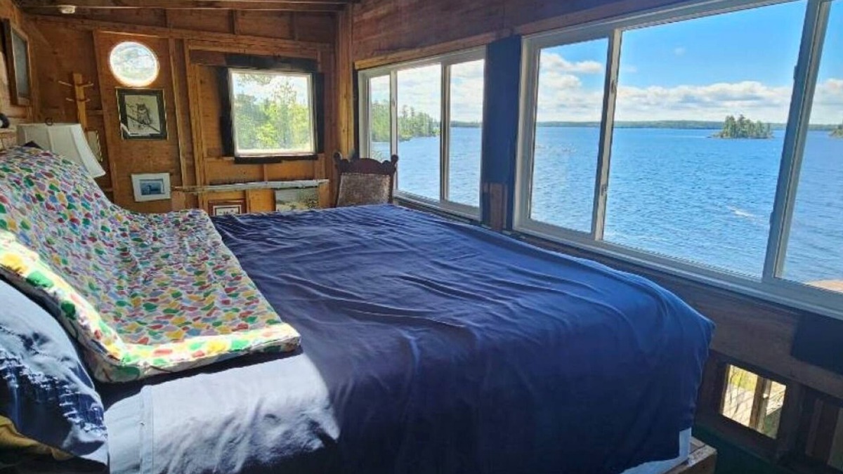 Kenora Cottage | Wonderful 2-bedroom cottage on Lake of the woods