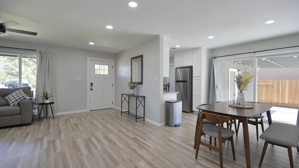 Los Banos House | Wonderful 3 Bedroom 2 bath with lots of parking