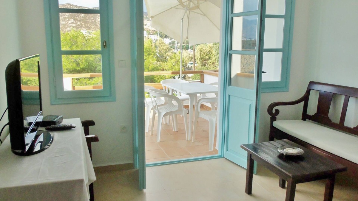 Grikos Apartment | Wonderful 3 bedroom apartment facing the sea AMA 784570