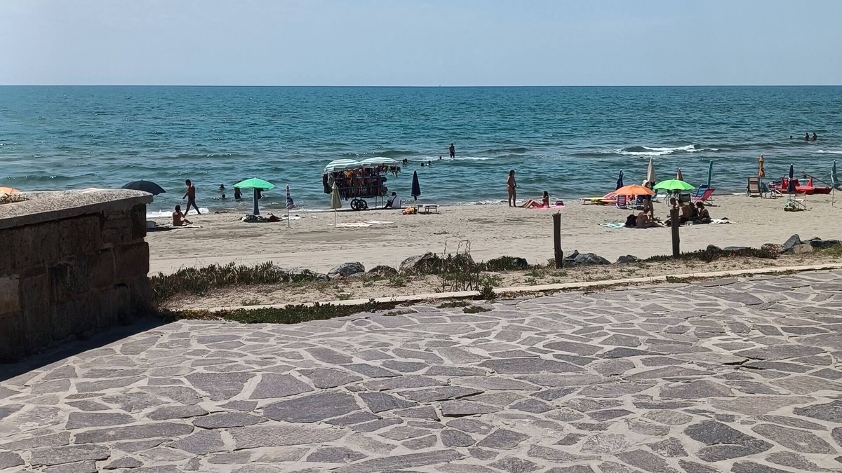 Torvaianica Apartment | WONDERFUL APARTMENT, COZY 2 MINUTES FROM THE SEA AND DOWNTOWN