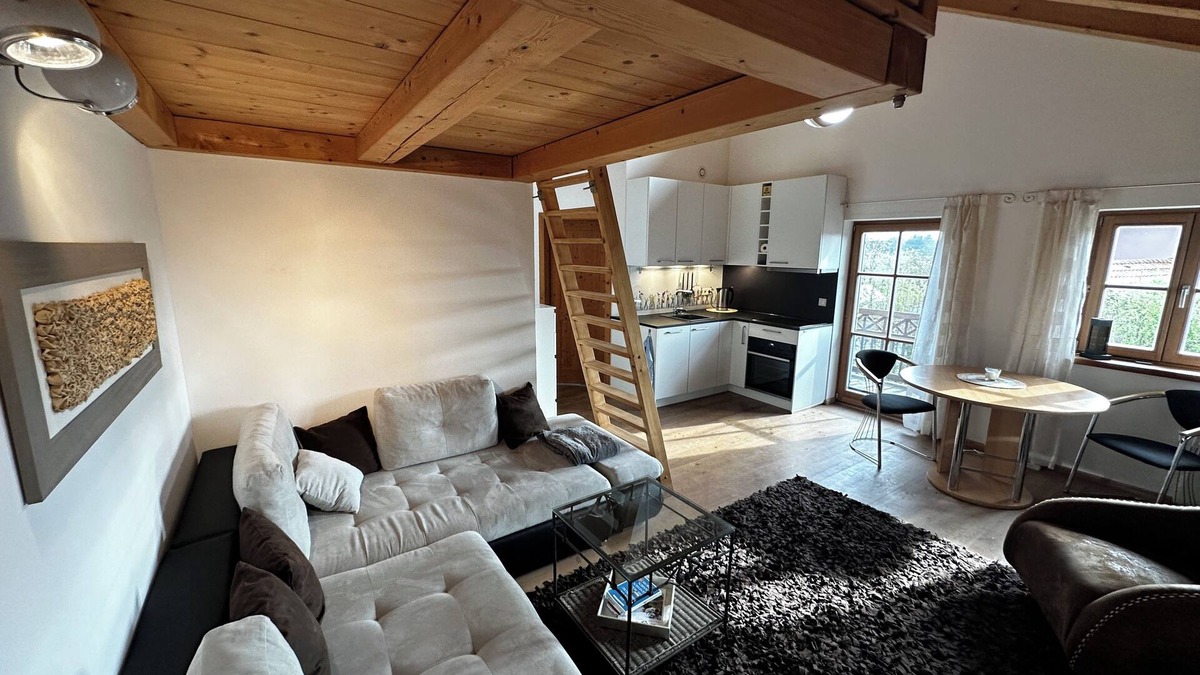 Edling Apartment | wonderful apartment with connection to public transportation to Munich
