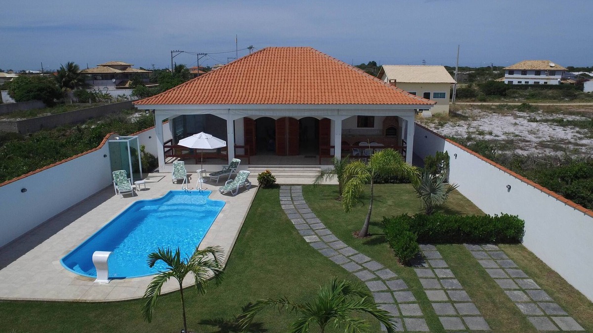 Sao Vicente de Paula Villa | Wonderful beach house with pool