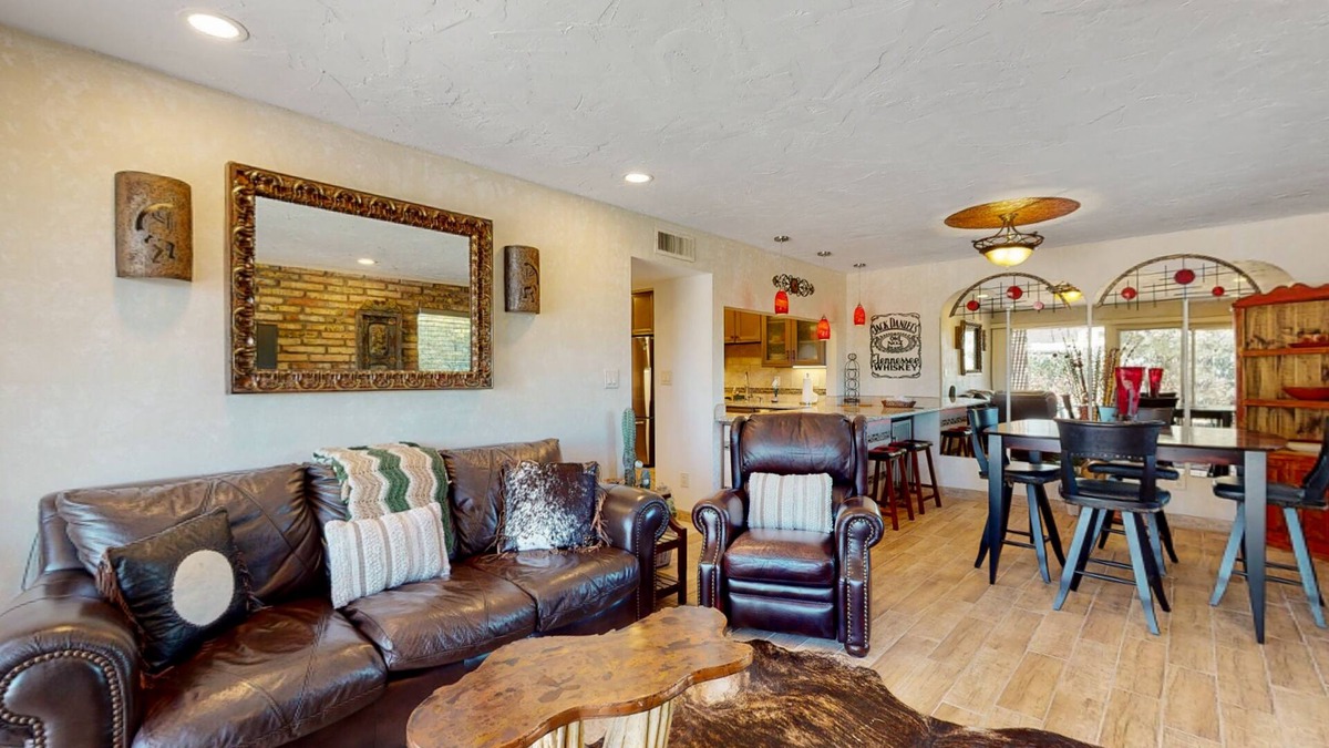 Carefree Condo | Wonderful condo with pool, fireplace, W/D, & grill - golf nearby