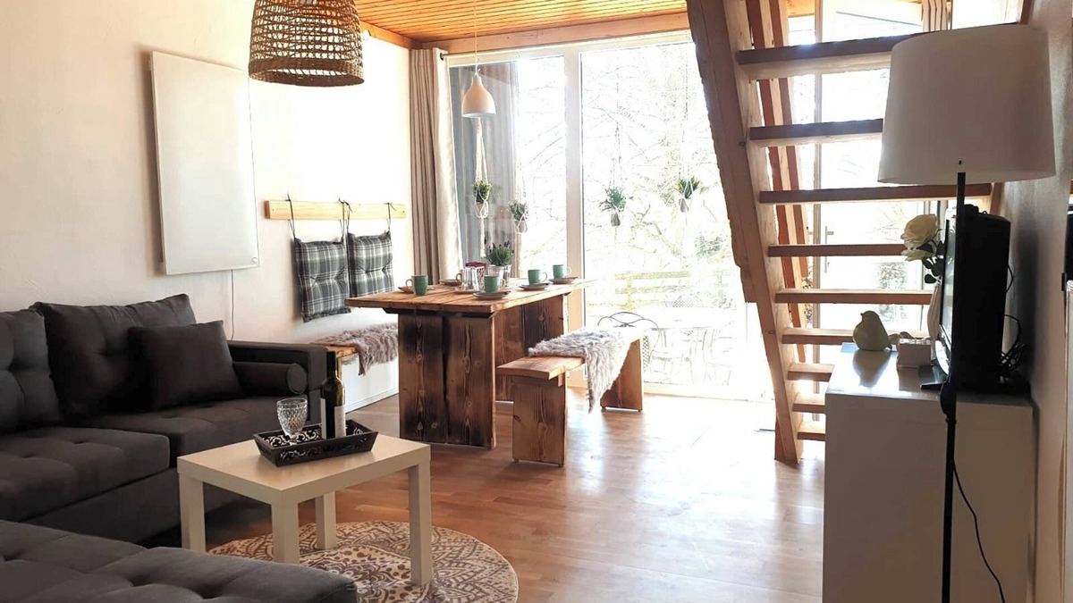 Waldburg Apartment | Wonderful Holiday Home Hestihof