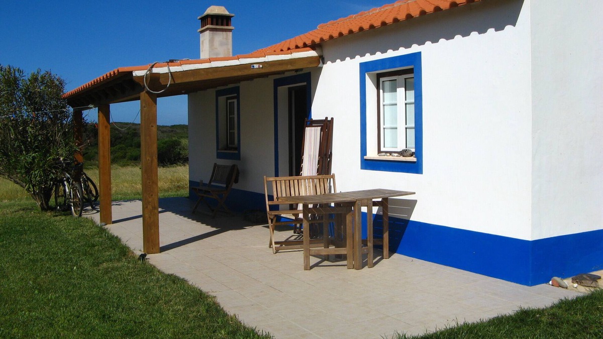 Cavaleiro House | wonderful holiday house just 400 m to the beach