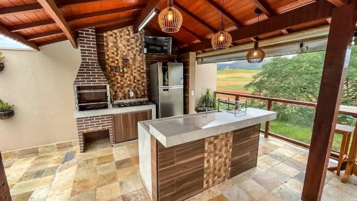 Centro House | Wonderful house with pool in Capitólio-MG