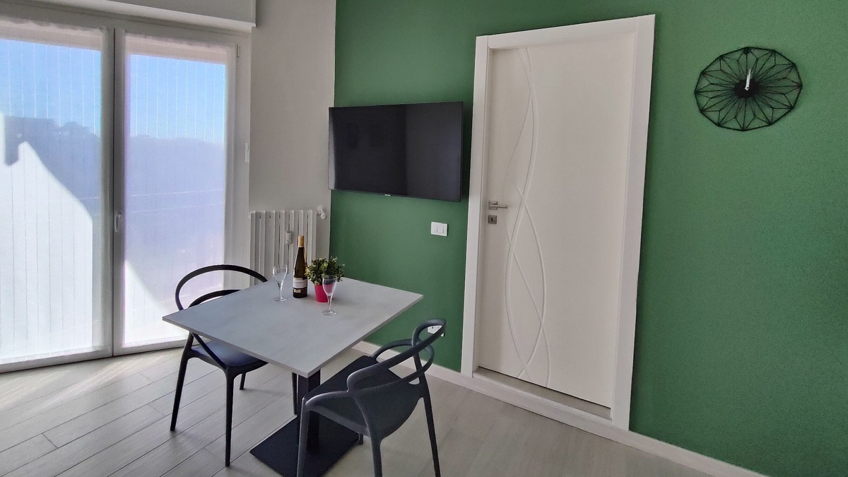 Rho Apartment | Wonderful IncentRho 1