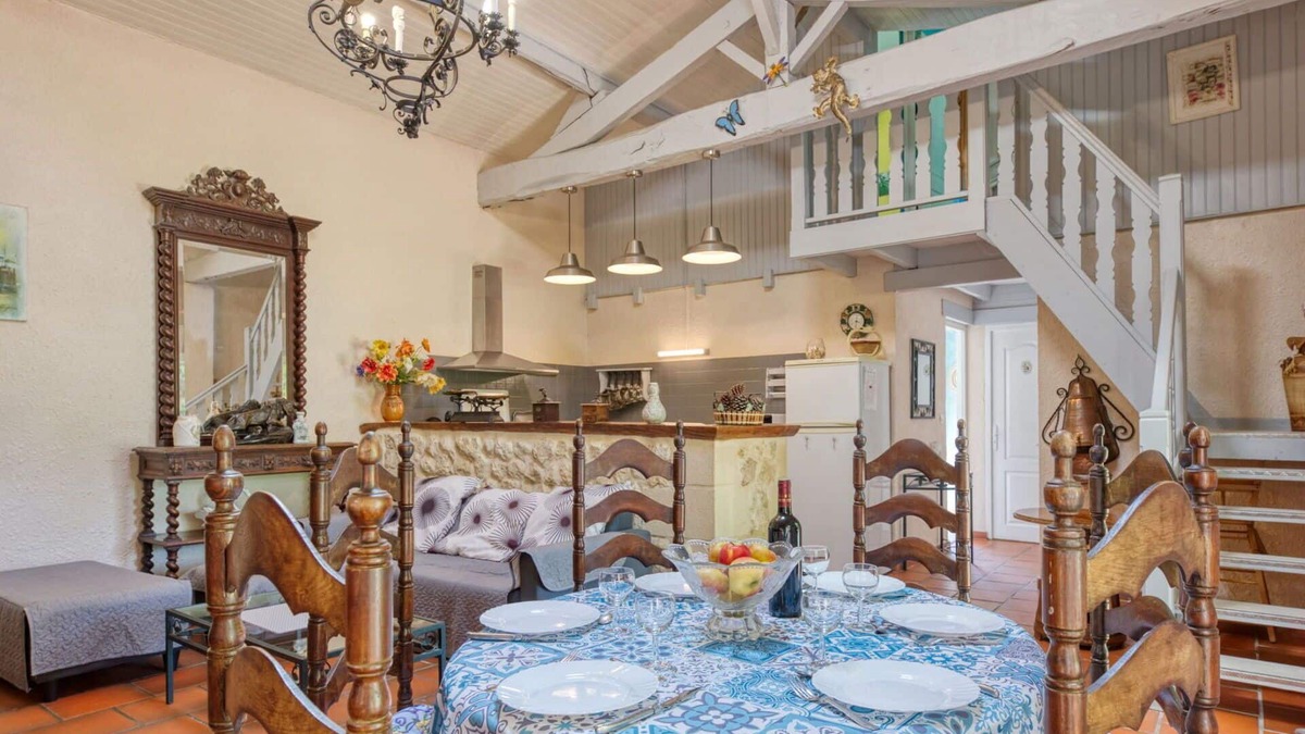Gaillan-en-Medoc House | Wonderful private villa for 6 people with WIFI, TV, terrace and pets allowed