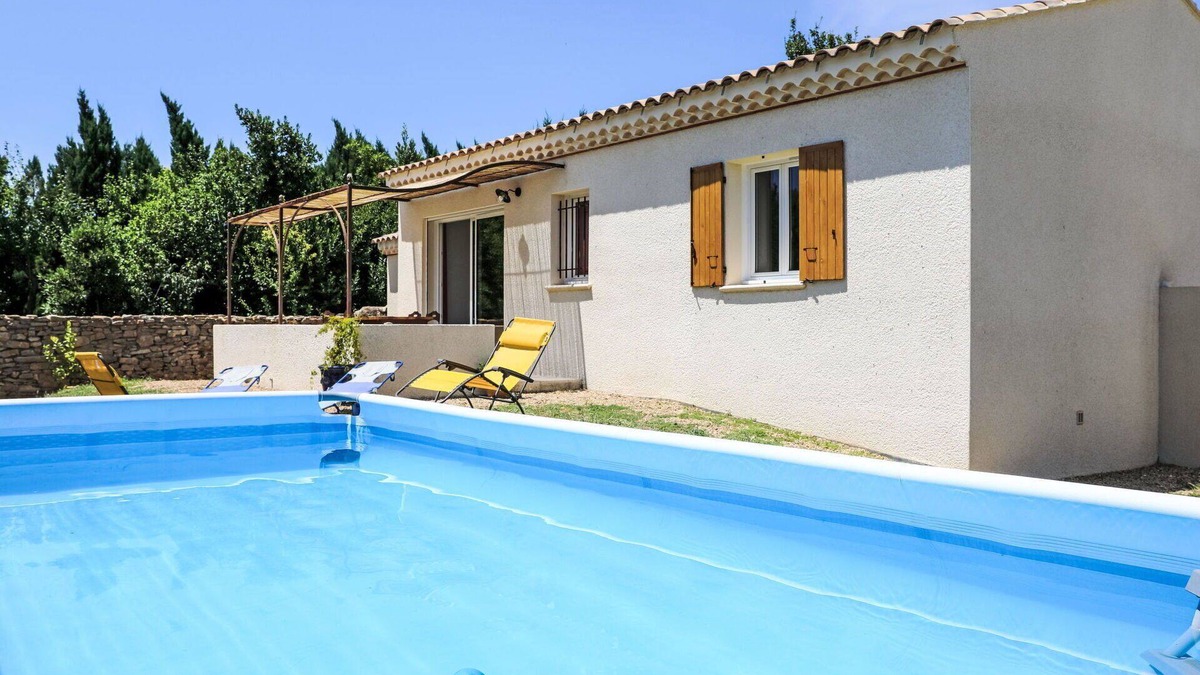 Laudun House | Wonderful private villa for 4 guests with A/C, private pool, WIFI, TV, terrace and parking