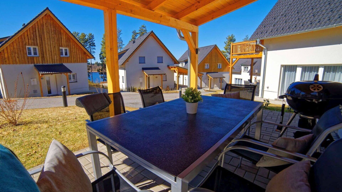 Lojzova Paseka House | Wonderful private villa for 10 guests with WIFI, TV, terrace and parking