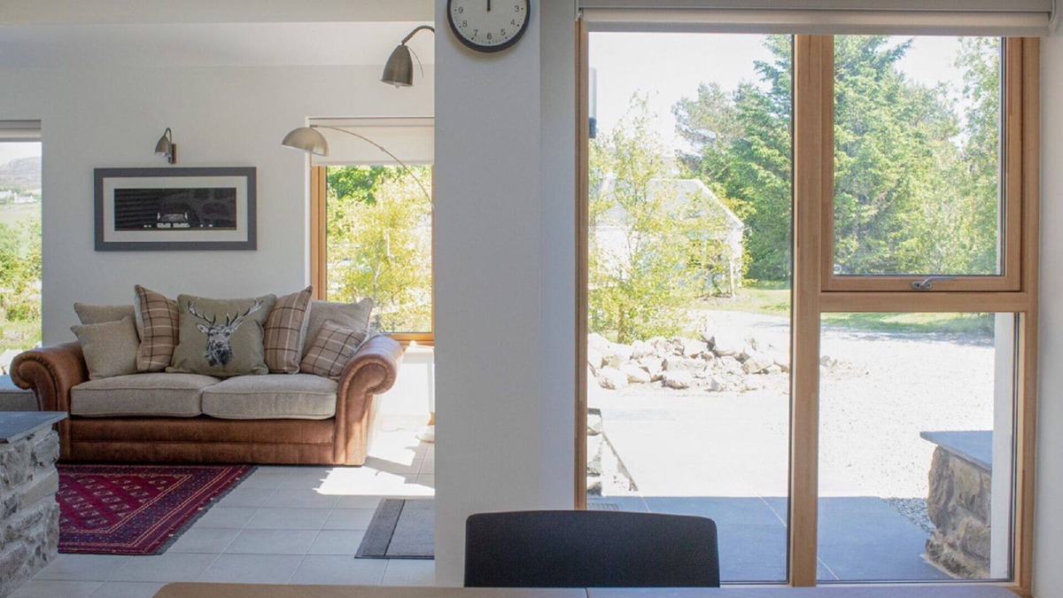Suladale House | Wonderful private villa for 2 guests with WIFI, TV, patio and panoramic view