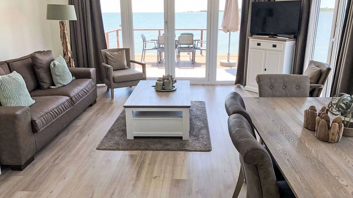 Bovenkarspel House | Wonderful private villa for 6 people with WIFI, TV, terrace and parking