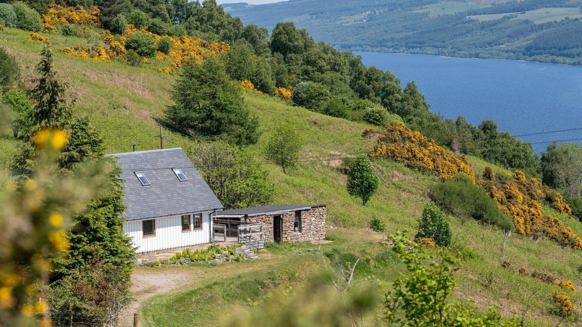 East Lewiston House | Wonderful private villa for 7 people with WIFI, TV, patio, pets allowed and parking
