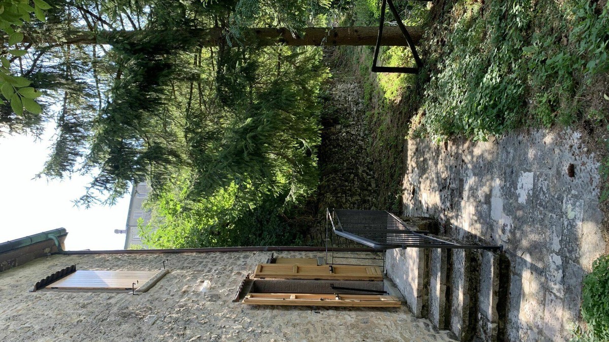 Corrubbio di Negarine House | Wonderful private villa for 6 guests with TV, patio and pets allowed